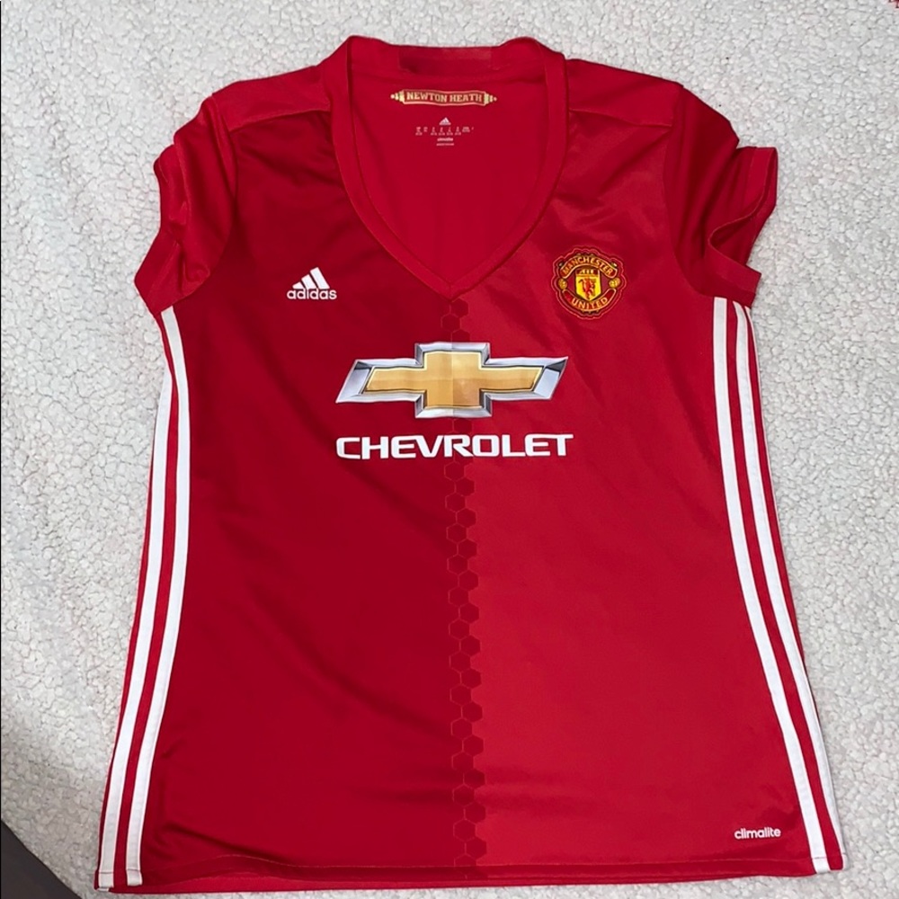 Adidas manchester united women’s jersey